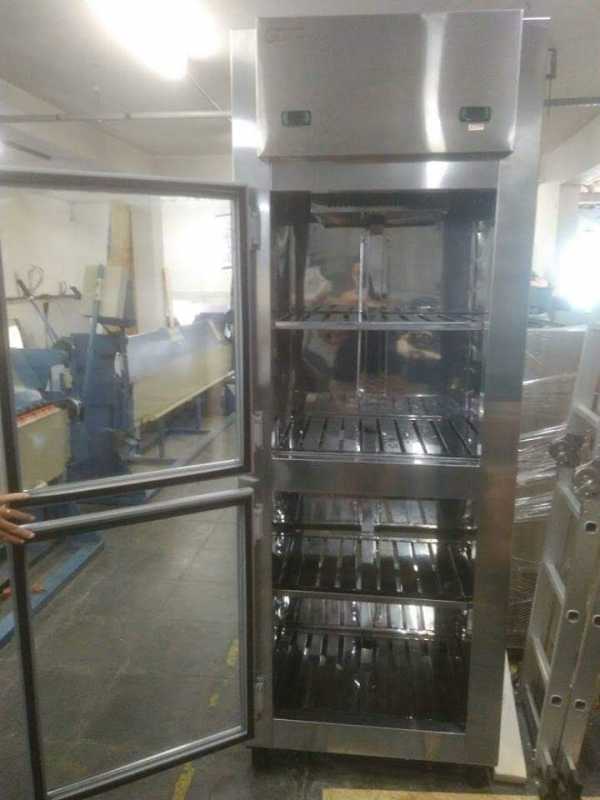 Empresa de Balcão Refrigerador com Porta de Vidro Freguesia do Ó - Balcão Vitrine de Vidro Refrigerador